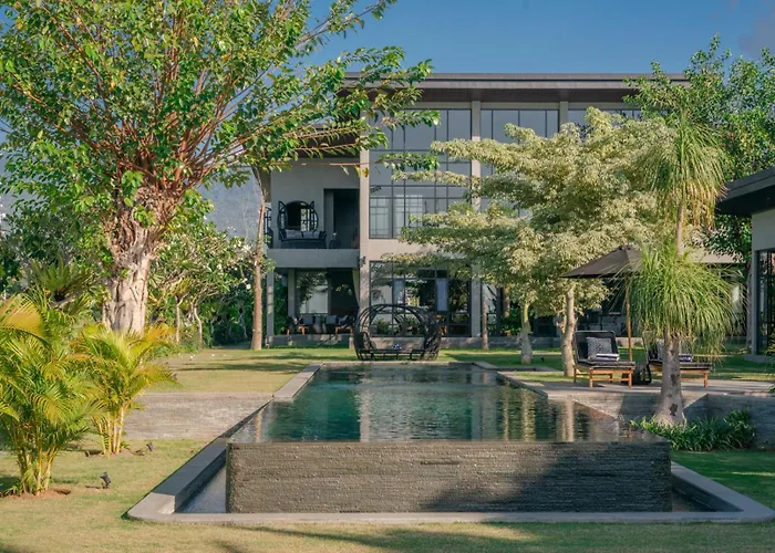 Sea View Pool - Exclusive Beachfront *