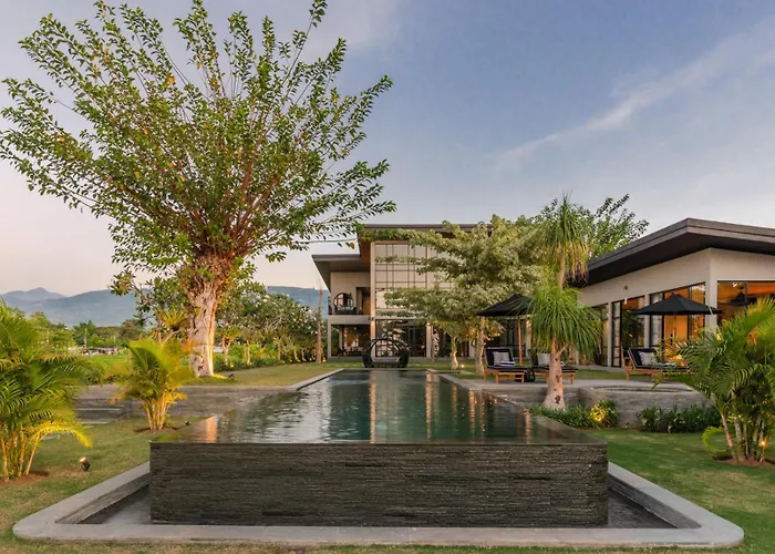 Sea View Pool - Exclusive Beachfront