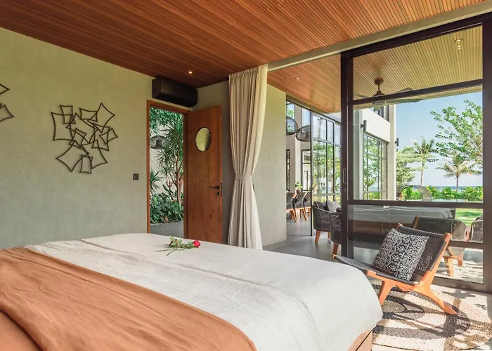 Sea View Pool - Exclusive Beachfront Вилла