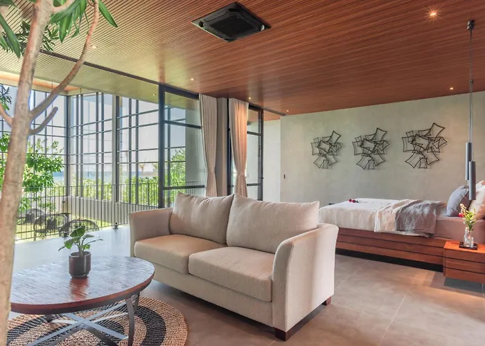 Sea View Pool - Exclusive Beachfront Вилла Ловина